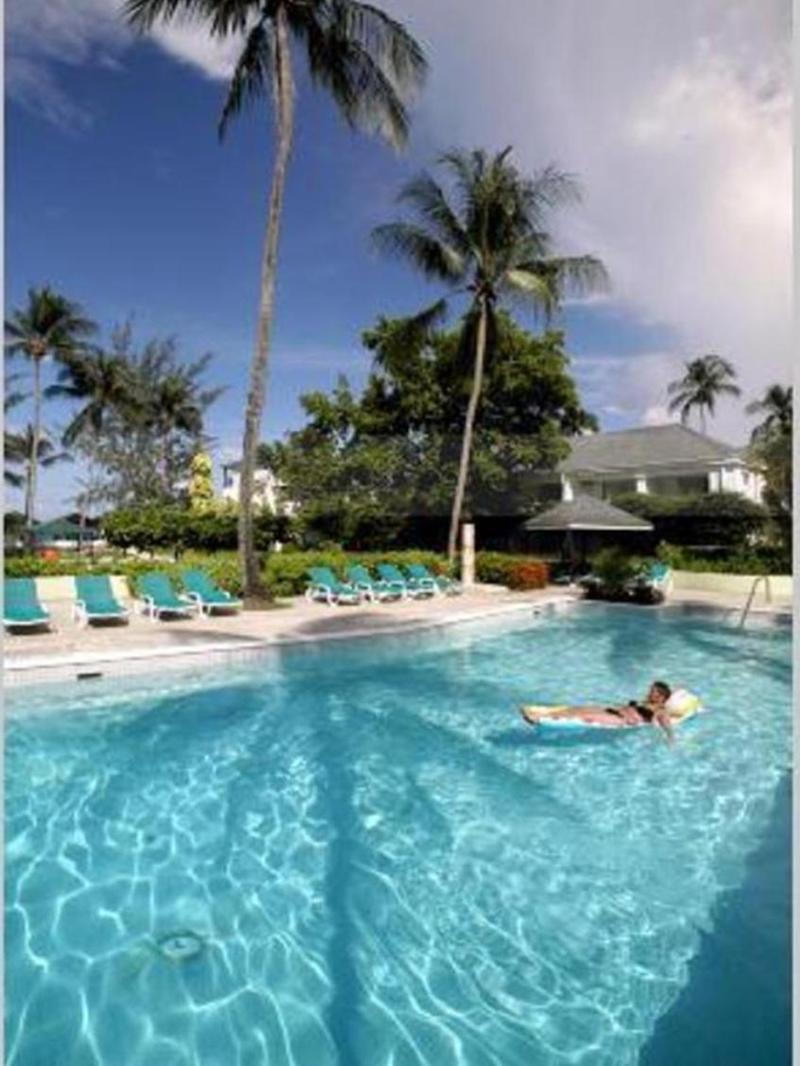 Starfish Discovery Bay Holetown Bagian luar foto