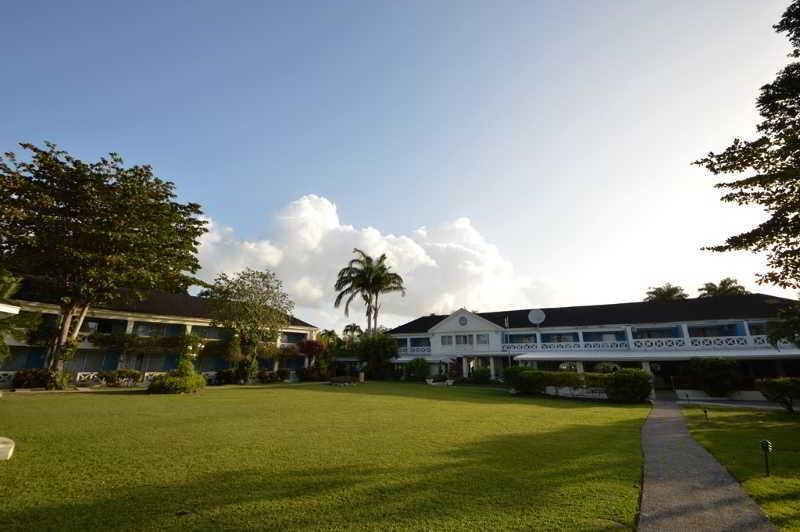 Starfish Discovery Bay Holetown Bagian luar foto