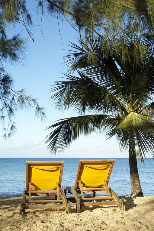 Starfish Discovery Bay Holetown Bagian luar foto