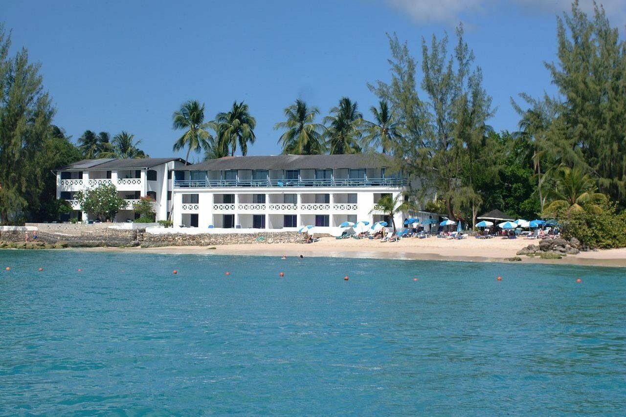 Starfish Discovery Bay Holetown Bagian luar foto