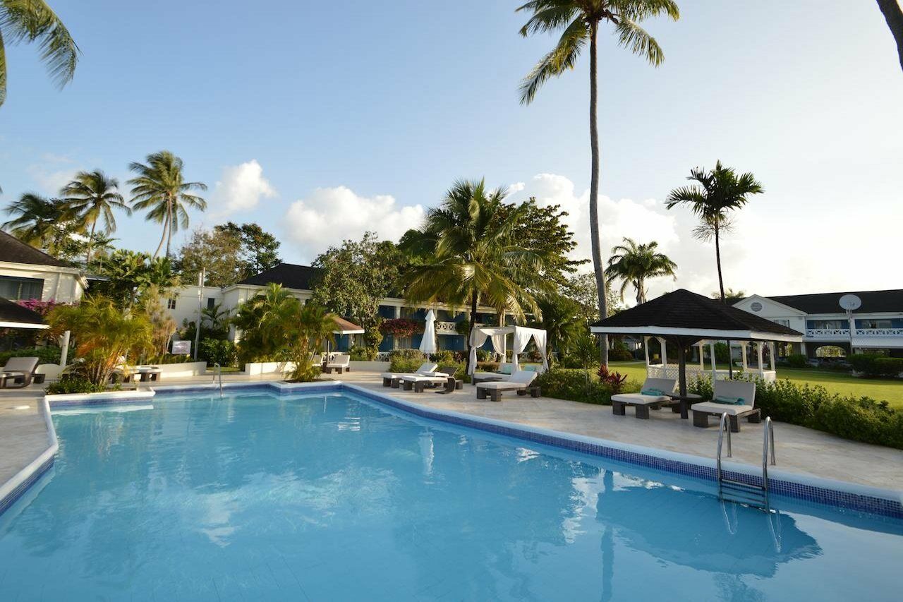 Starfish Discovery Bay Holetown Bagian luar foto